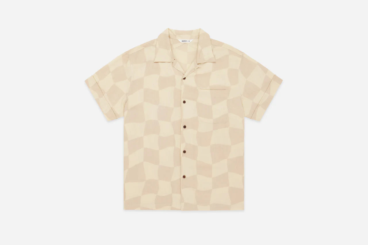 Vacation Shirt ~ Tan/Natural Drunk Chess